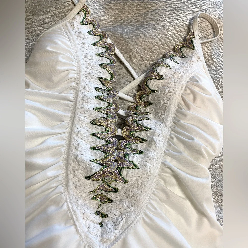 Becca swimsuit (NWOT) - Picture 2 of 5